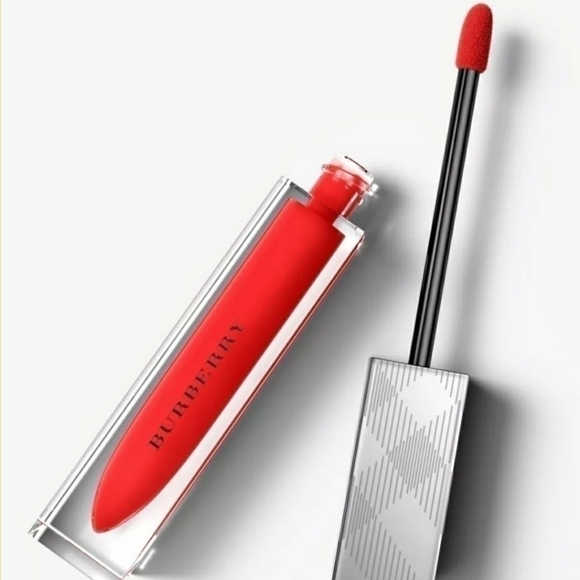 𝅺burberry Kisses Gloss Wet Shine Military Red NIB - Picture 1 of 6